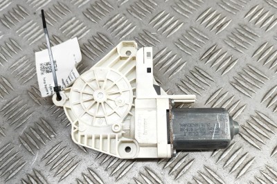 Motor macara geam ușă st&amp;acirc;nga față AUDI Q5 8R 2017 OEM: 8K0959801B | 32028687 foto