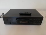 CD Player ONKYO model DX-7051 cu telecomanda - made in Malaysia/Impecabil