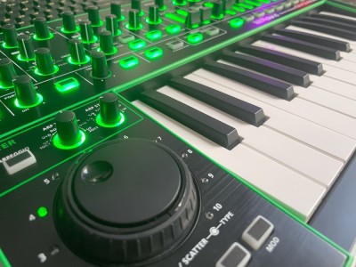 Roland System 1 - synth - sintetizator foto