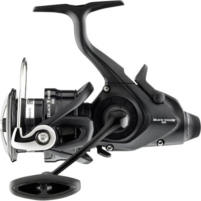 MULINETA DAIWA BLACK WIDOW BR LT 4000-C