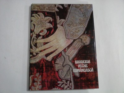 BRODERIA VECHE ROMANEASCA foto