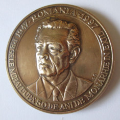 Medalie bronz Monetaria Nationala 2004:Regele Mihai dupa 50 ani de exil1947-1997
