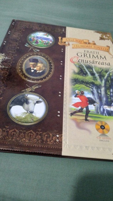 CENUSAREASA -COLECTIA JURNALUL + CD AUDIO FORMAT MARE CARTONATA