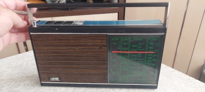 RADIO LOEWE OPTA T93 , FUNCTIONEAZA PE TOATE LUNGIMILE DE UNDE . LW,MW,KW,UKW foto