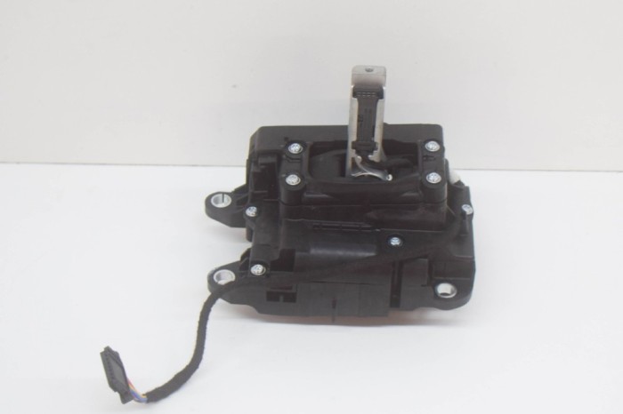 Timonerie cutie de viteze AUDI Q7 4M 2020 OEM: 4N2713041C,100.117.400-01,4M8713041A 13128301