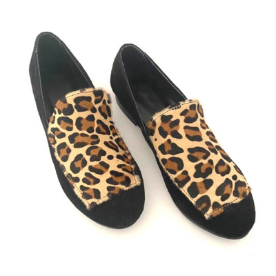 Pantofi cu talpa joasa din piele intoarsa Black Animal Print foto