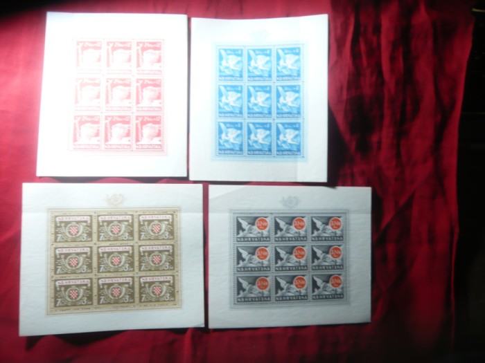 4 Blocuri Kroatia 1944 - pt Posta si Cai Ferate - fara guma