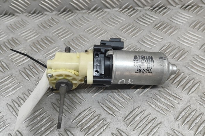 Motor de control scaun st&acirc;nga față LEXUS IS II GSE2_, ALE2_, USE2_ 2005 OEM: 85820-33020 29073090