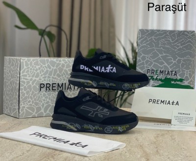 Adidasi bărbătești foto