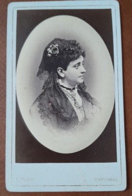 Fotografie tip CDV, doamna cu palari si voaleta, 1908 foto