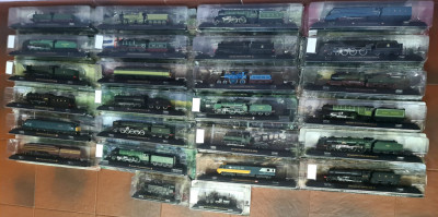 Colectie 26 Locomotive- in ambalaj original foto
