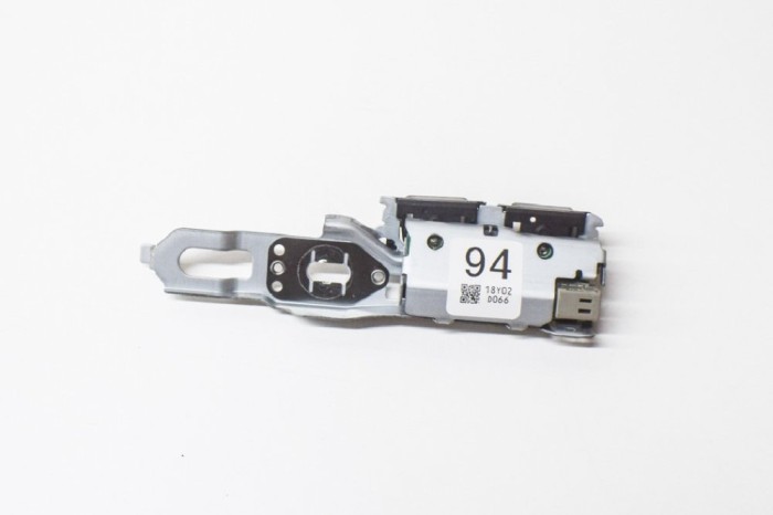 Amplificator de antena TOYOTA C-HR _X1_ 2019 OEM: 18Y02-D066,18Y02D066 11741666