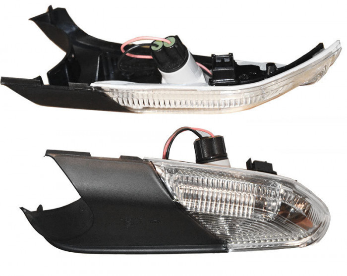 Lampa semnalizare oglinda Skoda Octavia 2 1Z3/1Z5 2004-12.2012, partea stanga, semnalizator cu lumina perimetru ; cu lumina inferioara ; 1Z0949101D ,