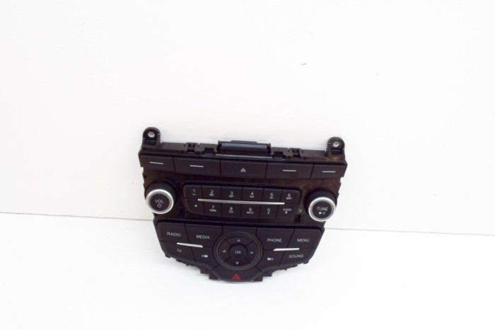 Buton player muzical FORD KUGA II DM2 2016 OEM: F1ET-18K811-BD 15286880
