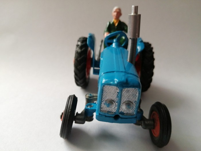 bnk jc Corgi 60 Fordson Power Major Tractor