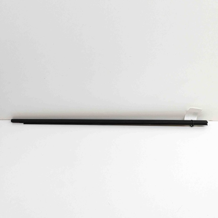 Chedar geam ușă dreapta față PEUGEOT 2008 II 2021 OEM: 9825968380