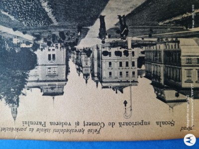Arad , Scoala Superioara de Comert si Palatul ,CARTE POSTALA interesanta , , foto