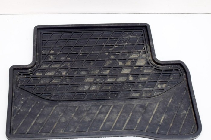 Set covorașe MERCEDES-BENZ C W205 2016 OEM: A2056802948 | 20280065