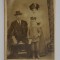 FOTOGRAFIE C.D.V. , BUNICII CU NEPOTUL , SFARSITUL SEC. XIX