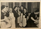 1941 Bufet / ceai la Crucea Roșie in Bucuresti, arhiva Georges Dumitresco pictor