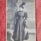 Fotografie tip CDV, femeie cu umbrela, sfarsit de secol XIX