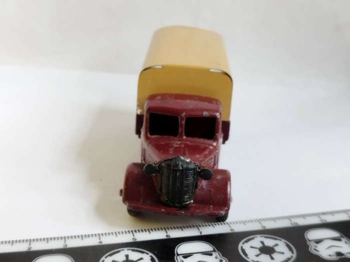 bnk jc Dinky 413 Austin Covered Wagon
