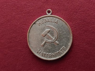 Medalia maternitatii R.S.R. foto