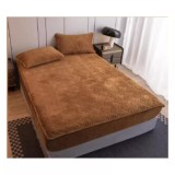Cumpara ieftin Husa de Pat Tricot cu Elastic + 2 Fete de Perna pentru Pat Dublu MARO - ION23