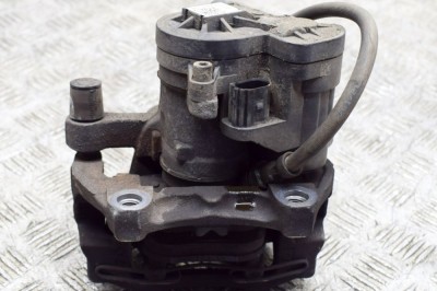Etrier de fr&amp;acirc;nă dreapta spate VW GOLF VIII CD1 2021 OEM: 5R3615406,5WA615424 21307294 foto