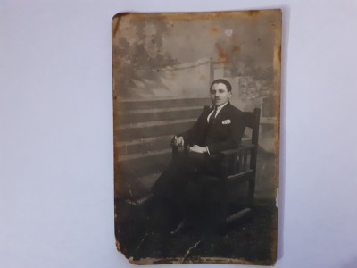 Fotografie tip CP cu bărbat 9 foto