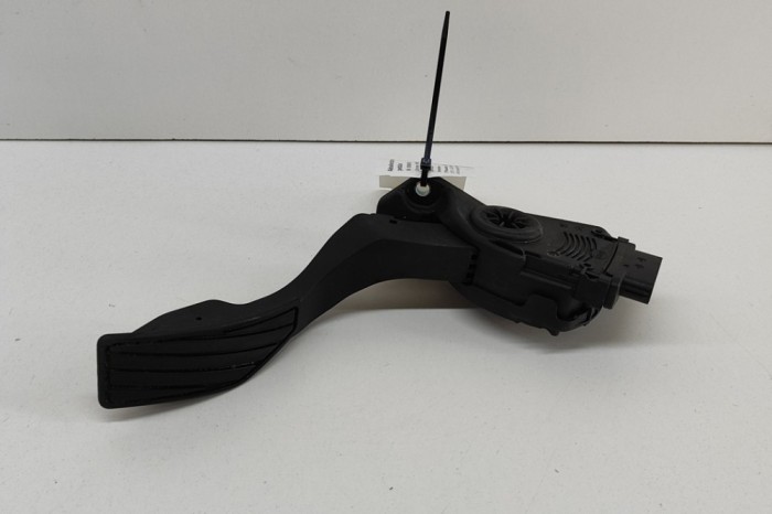 Pedala de accelerație SUZUKI SX4 S-Cross JYB 2023 OEM: 49400-68L01,6PV009074-10,6PV009074 26662467