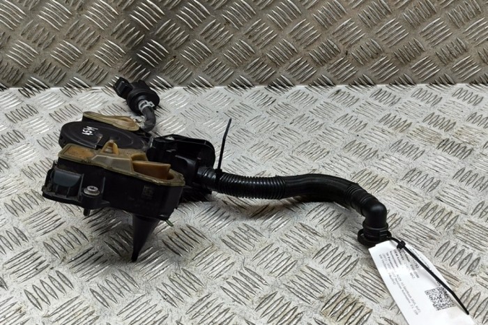 nerasta AUDI A3 Sportback 8VA, 8VF 2017 OEM: 06K103495AT,06K103213A 26545783