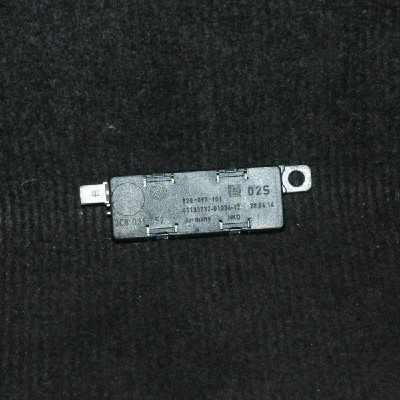 Amplificator de antena VW CC 358 2014 OEM: 3C8035552 2104438 foto