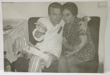 ACTORUL STEFAN TAPALAGA si VICTORIA COJOCARU , CABINIERA SEFA ,TEATRUL DE COMEDIE , FOTOGRAFIE , ANII ' 80