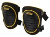 Genunchiere STANLEY FATMAX&reg; cu protecție din plastic FMST82961-1