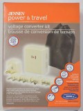 Cumpara ieftin Kitul de convertor de tensiune de calatorie Jensen 220V-240V 110-120V JEN1600