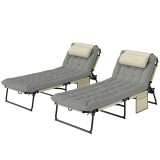 Outsunny Set de 2 șezlonguri pliabile cu spătar reglabil &icirc;n 4 poziții - suport pentru cap și saltea groasă crem | Aosom Romania