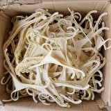 100 Umerașe Copii din Plastic Bej, Marime 5-6 Ani (p&acirc;nă la 116 cm)