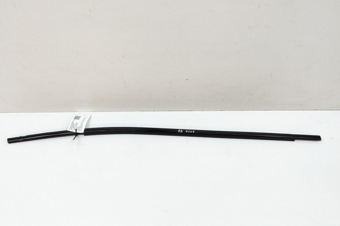 Chedar geam ușă dreapta față TOYOTA C-HR _X2_, _H2_ 2024 OEM: 75710-F4100 28291531
