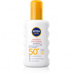 Nivea Sun Protect & Sensitive spray protector pentru plajă SPF 50+ 200 ml