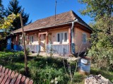 De Vanzare Casa individuala + Teren extravilan Comuna Raciu , Sat Ulies