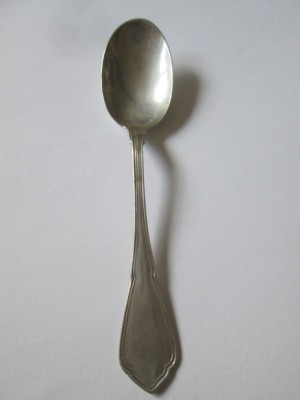 2) Lingurita din argint cu marcaj 800 circa 1920,lungime=101 mm,greutate=8,22 grame foto