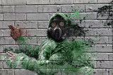 Fototapet de perete autoadeziv si lavabil Grafiti cu masca, 270 x 200 cm