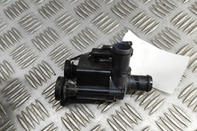 Pompa de apa auxiliara AUDI Q5 FY 2024 OEM: 06H121601N | 31956083 foto