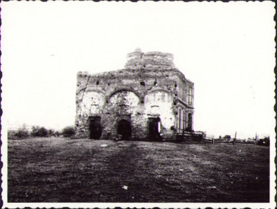 HST P1169 Poză ruine mănăstirea Chiajna Rom&amp;acirc;nia comunistă foto