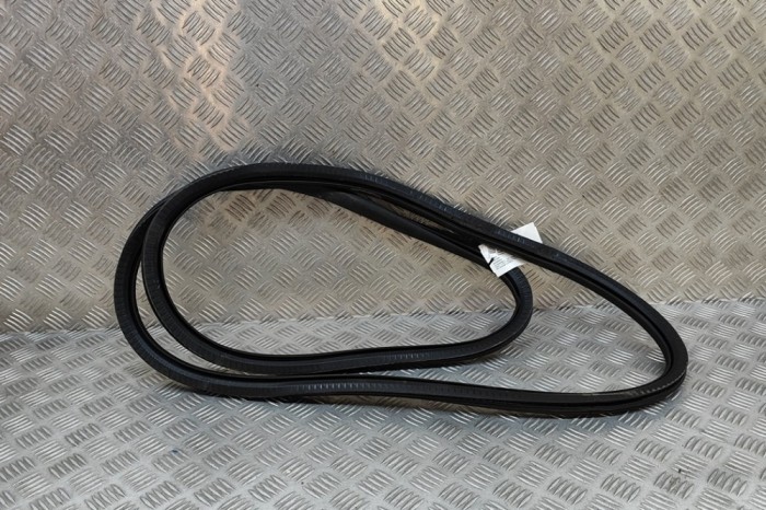 Garnitura ușă st&acirc;nga față OPEL MOKKA 2023 OEM: 9835740980 | 30041640