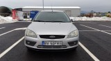 FORD FOCUS 1.6 benzina, 101 cp, 2006, euro 4, GPL, hatchback 5 usi, KEYLESS GO-ENTRY