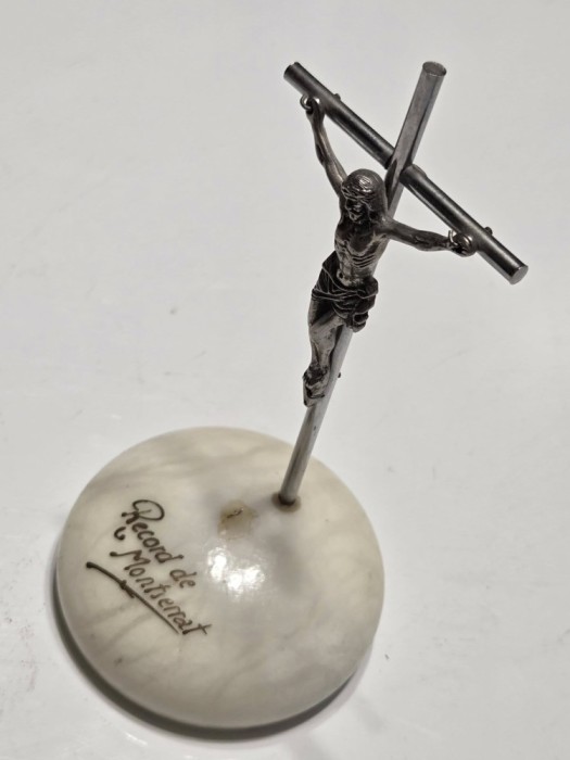 Crucifix vintage din metal si piatra calcit