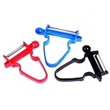 Cumpara ieftin Set 3 curatatoare multifunctionale 3 in 1 pentru fructe si legume, lame inox, ergonomic, rosu negru albastru