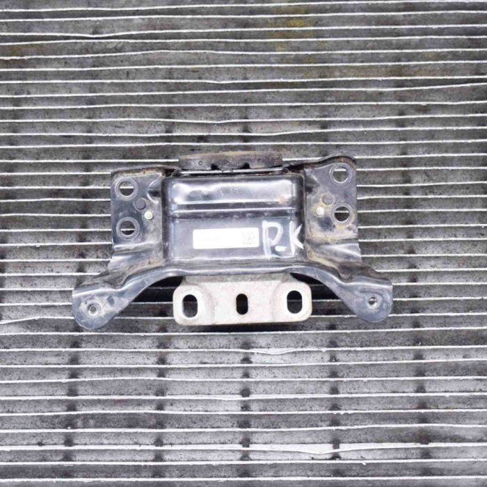 Suport cutie de viteze VW PASSAT Variant B8 3G5 2016 OEM: 5Q0199555R 4132671